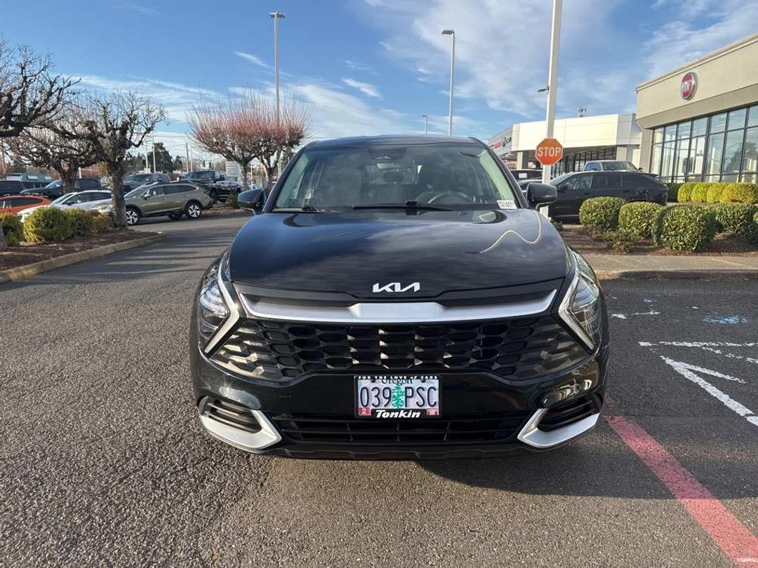 2024 Kia Sportage LX - Image 2