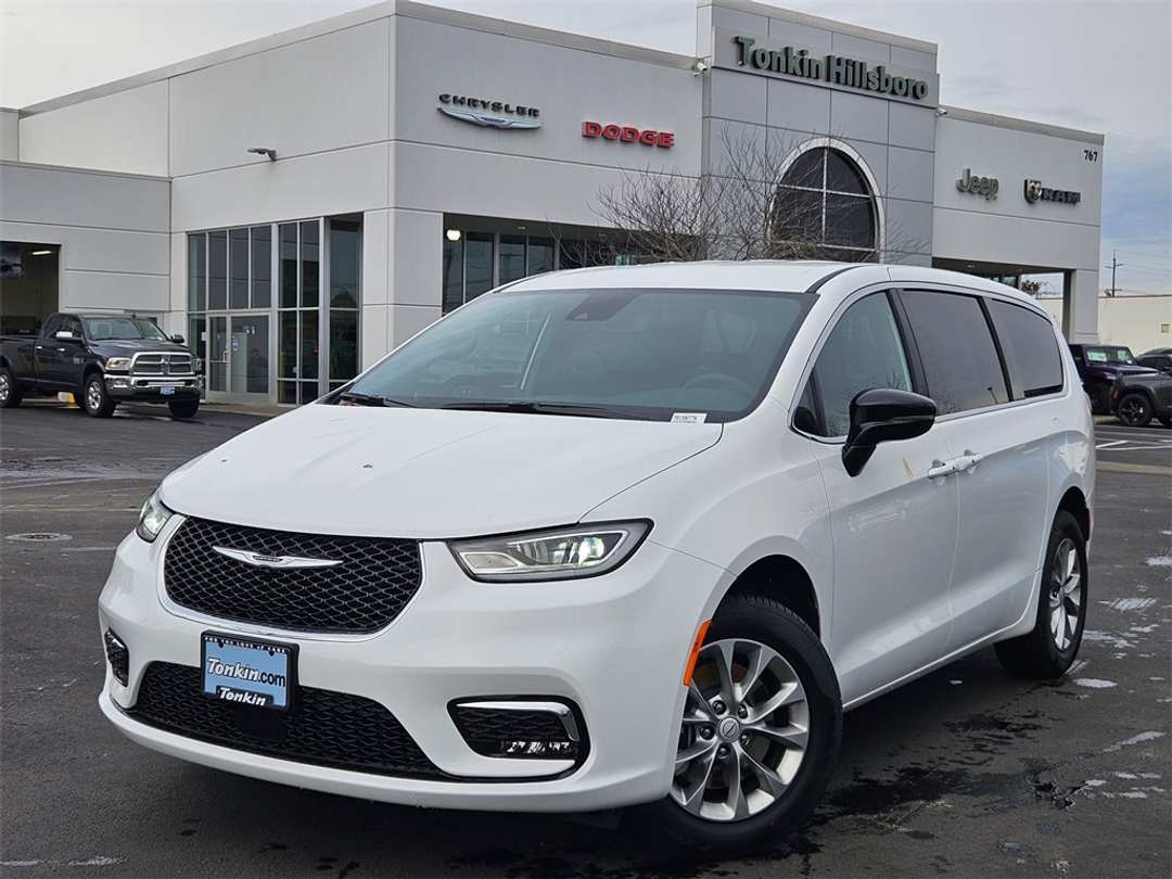 2026 Chrysler Pacifica Select - Image 2