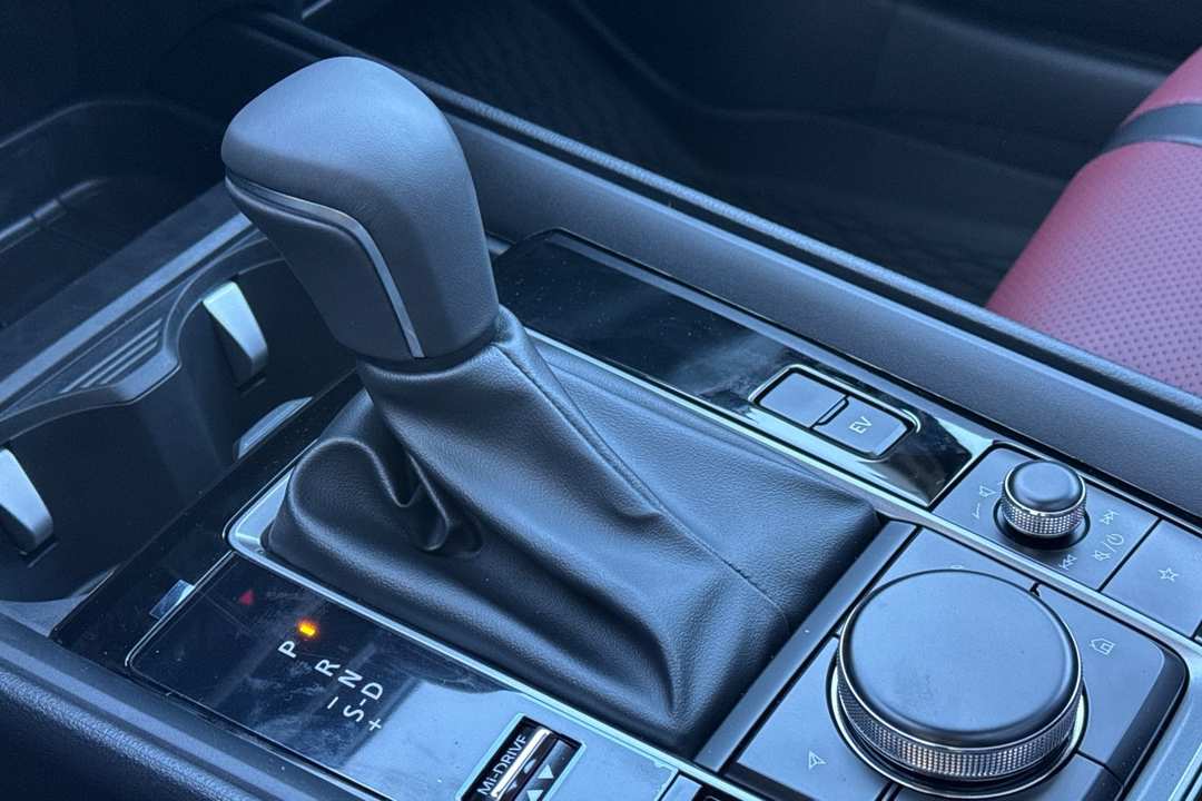 2026 MAZDA Cx-50 Premium - Image 21