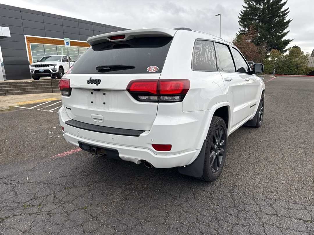 2019 Jeep Grand Cherokee Altitude - Image 7