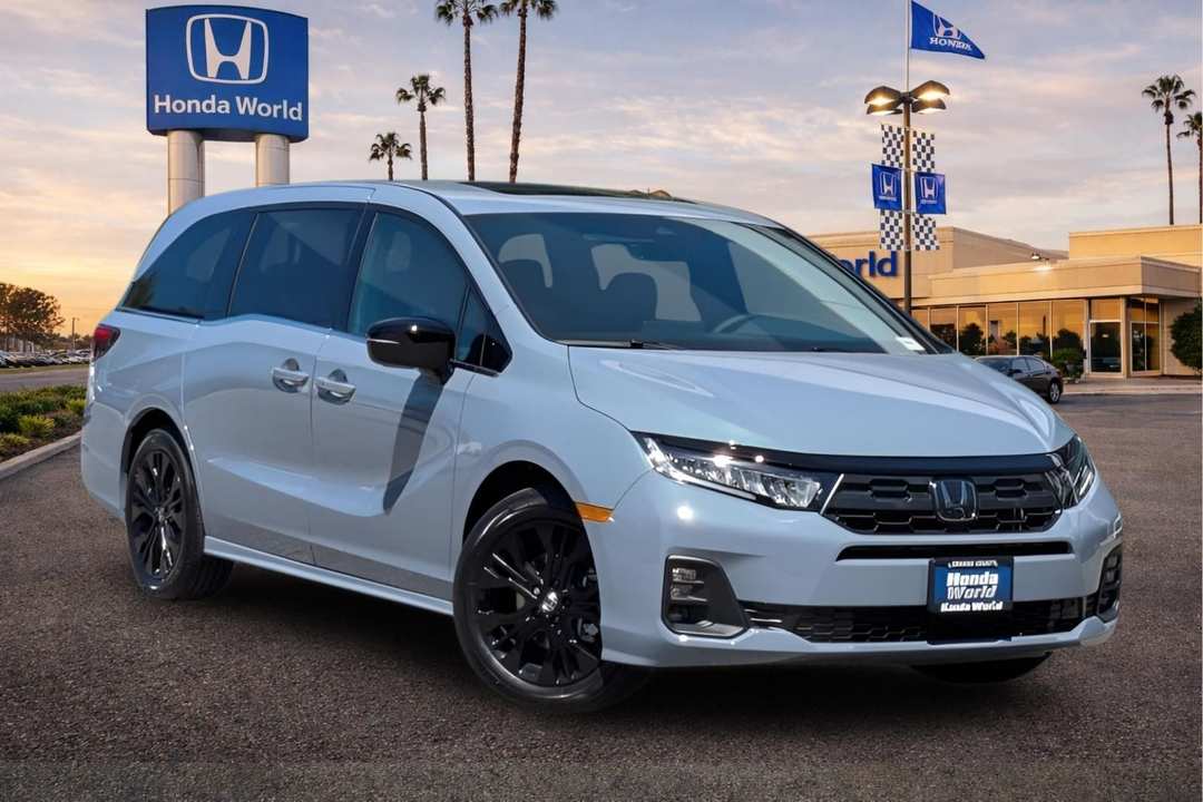 2026 Honda Odyssey SportL - Image 2