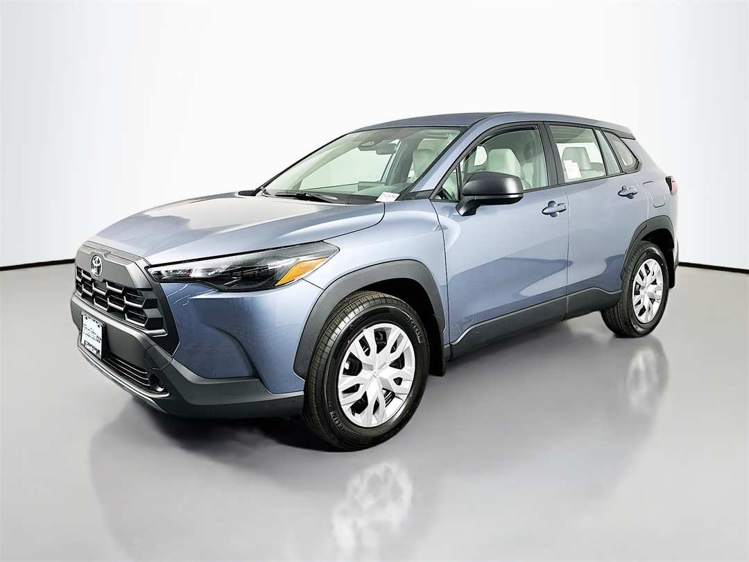 2026 Toyota Corolla Cross L - Image 3