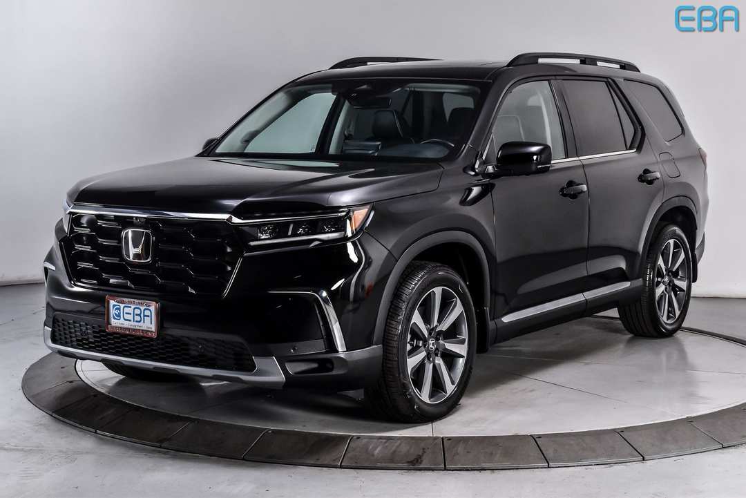 2025 Honda Pilot Elite - Image 2