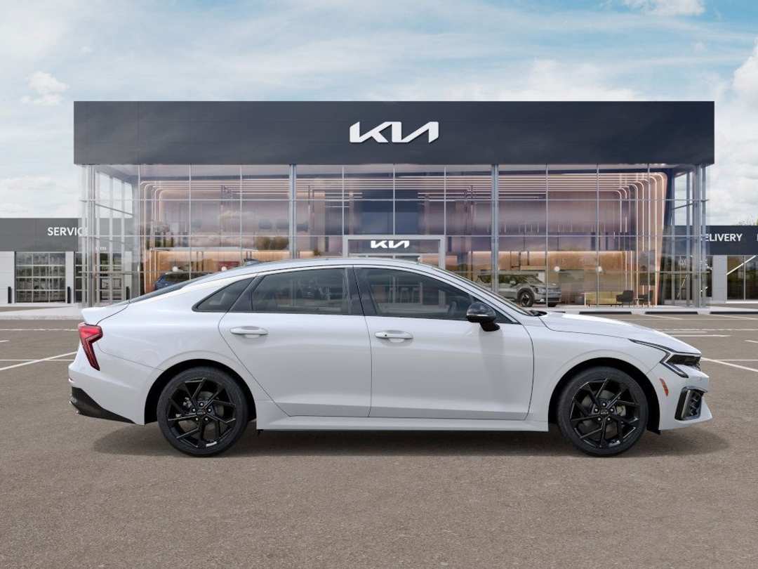 2026 Kia K5 GTLine - Image 7