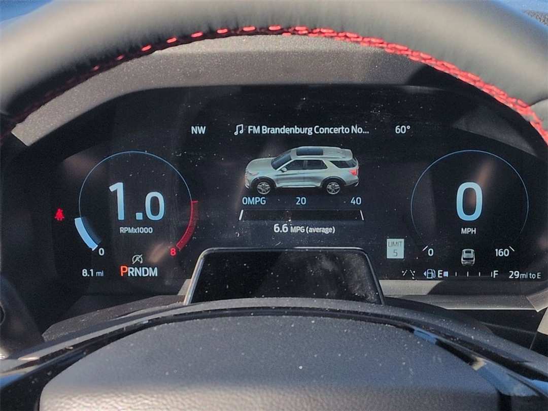 2026 Ford Explorer ST - Image 15