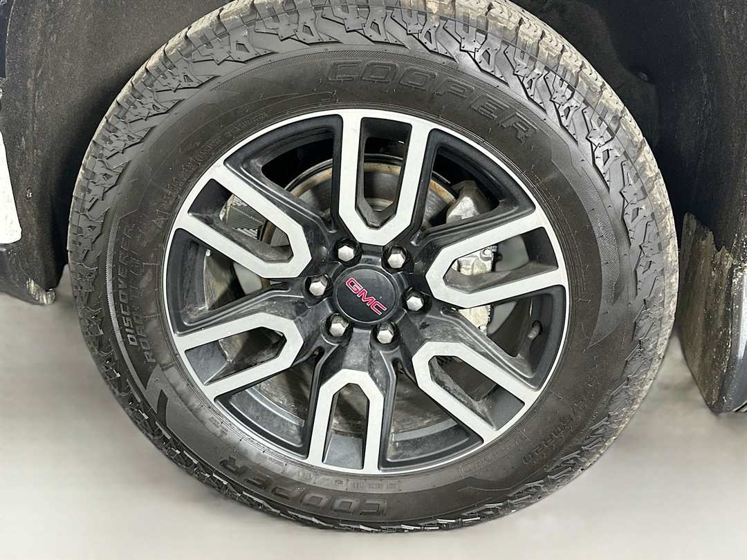 2022 GMC Sierra 1500 AT4 - Image 33