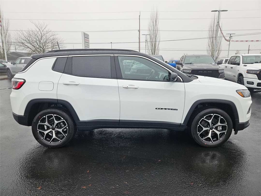 2026 Jeep Compass Limited - Image 7