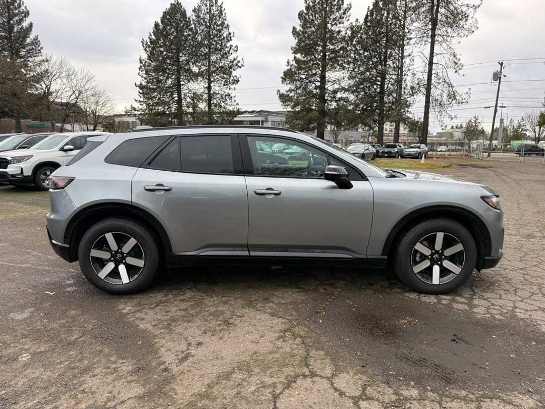 2025 Honda Prologue Touring - Image 9