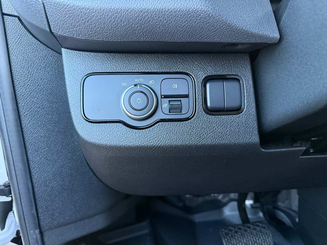 2026 Mercedes-Benz Sprinter 2500 Cargo 170 WB - Image 24