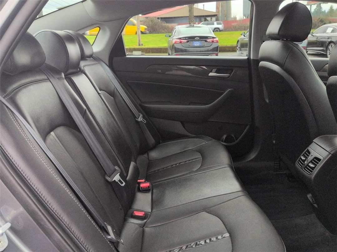 2018 Hyundai Sonata Limited - Image 29