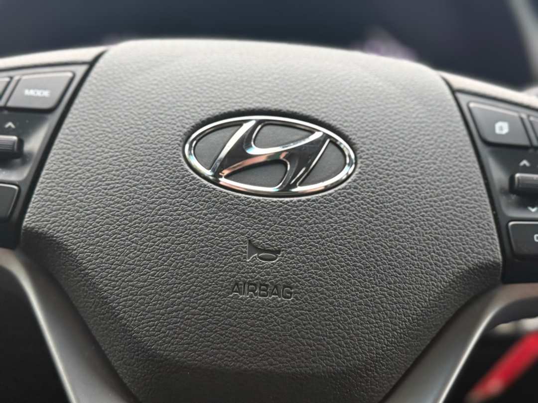 2016 Hyundai Tucson SE - Image 31