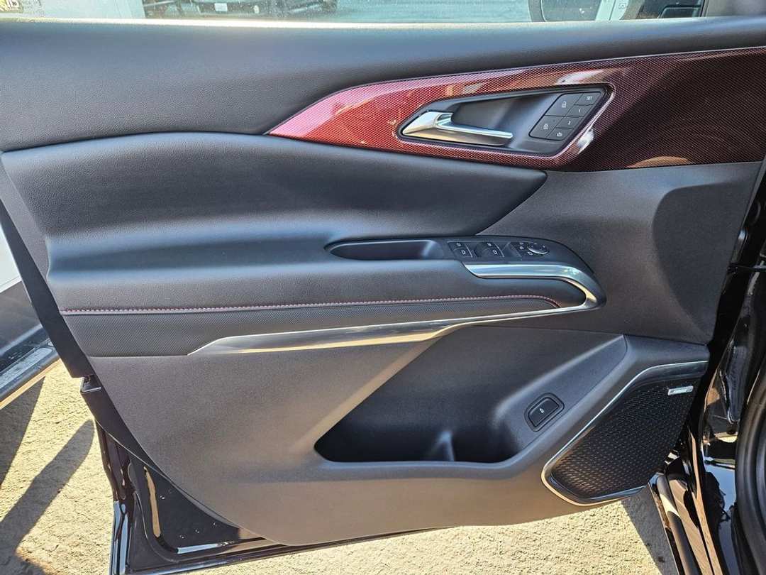 2026 Chevrolet Traverse RS - Image 10