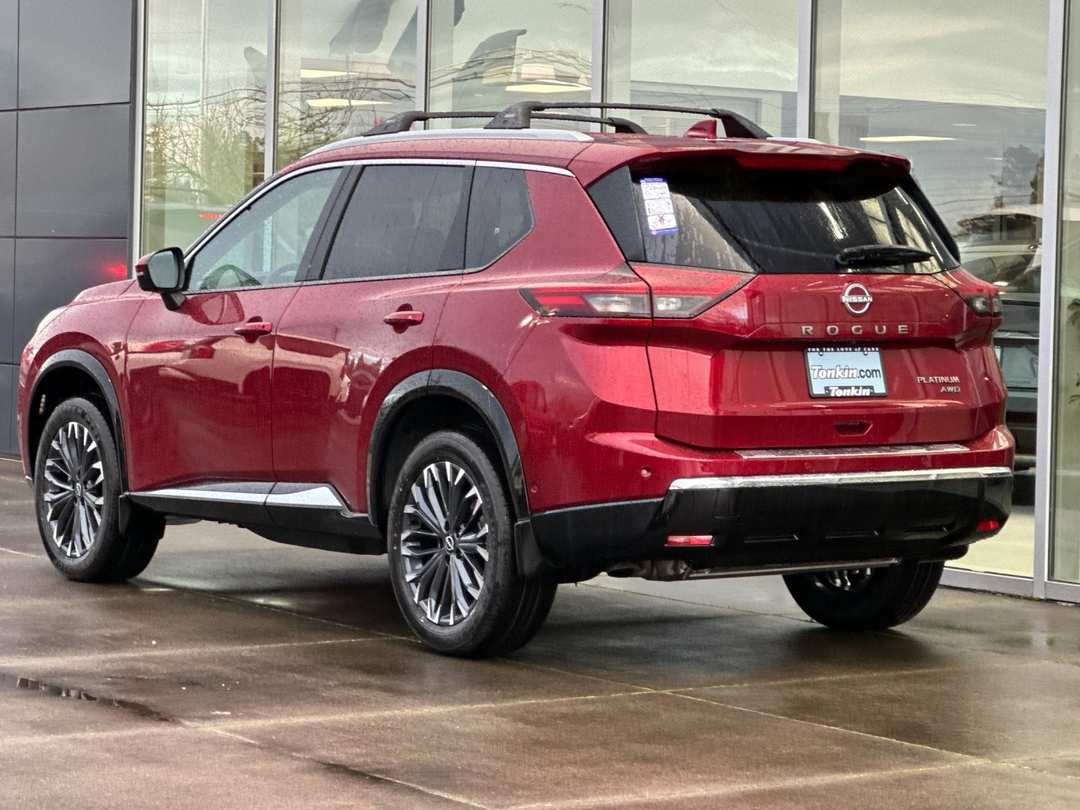 2026 Nissan Rogue Platinum - Image 5
