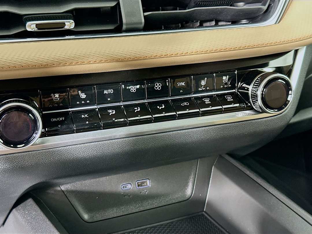 2026 Chevrolet Equinox ACTIV - Image 16