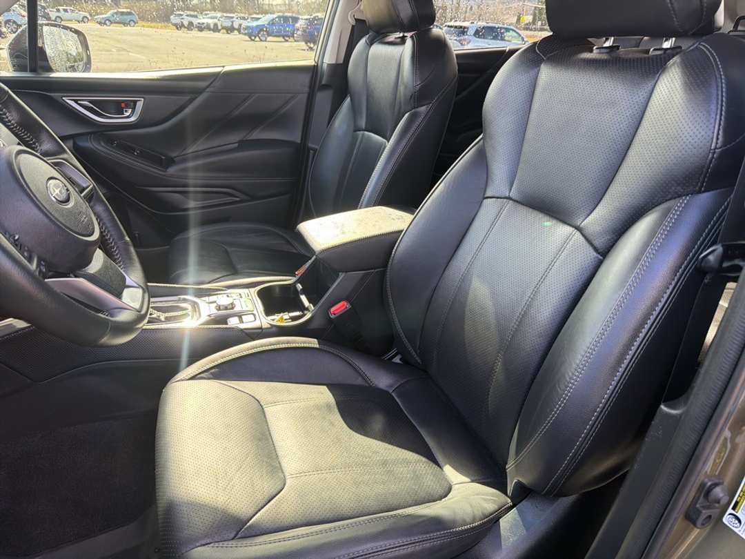 2024 Subaru Forester Touring - Image 15