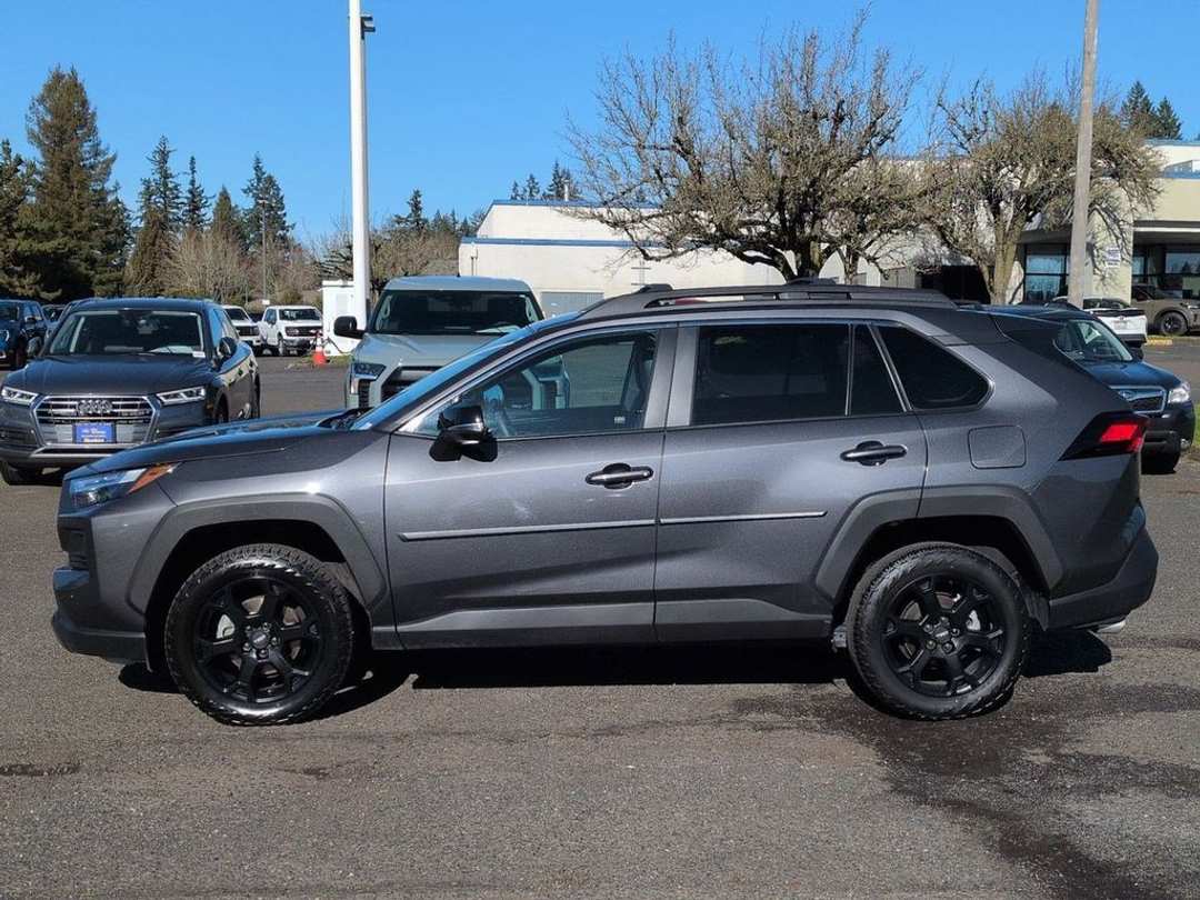 2024 Toyota Rav4 TRD Off Road - Image 2