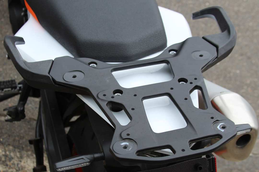 2024 KTM 890 Smt - Image 11