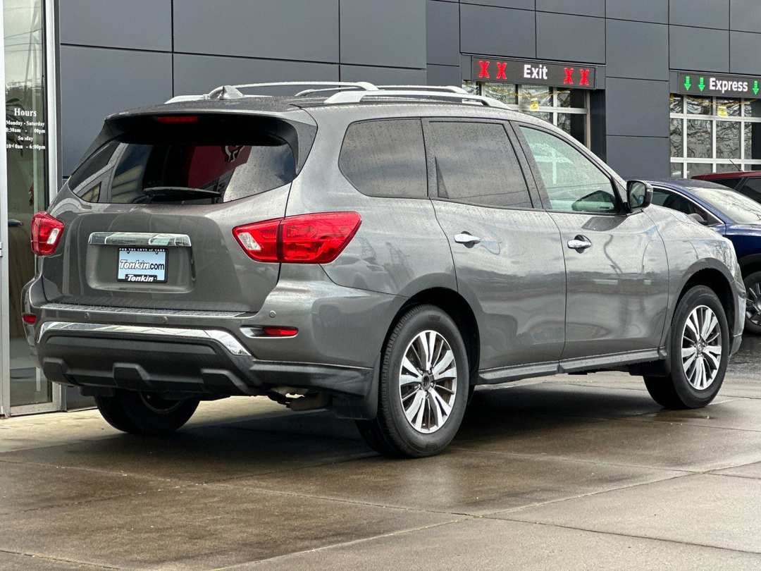 2020 Nissan Pathfinder SV - Image 3