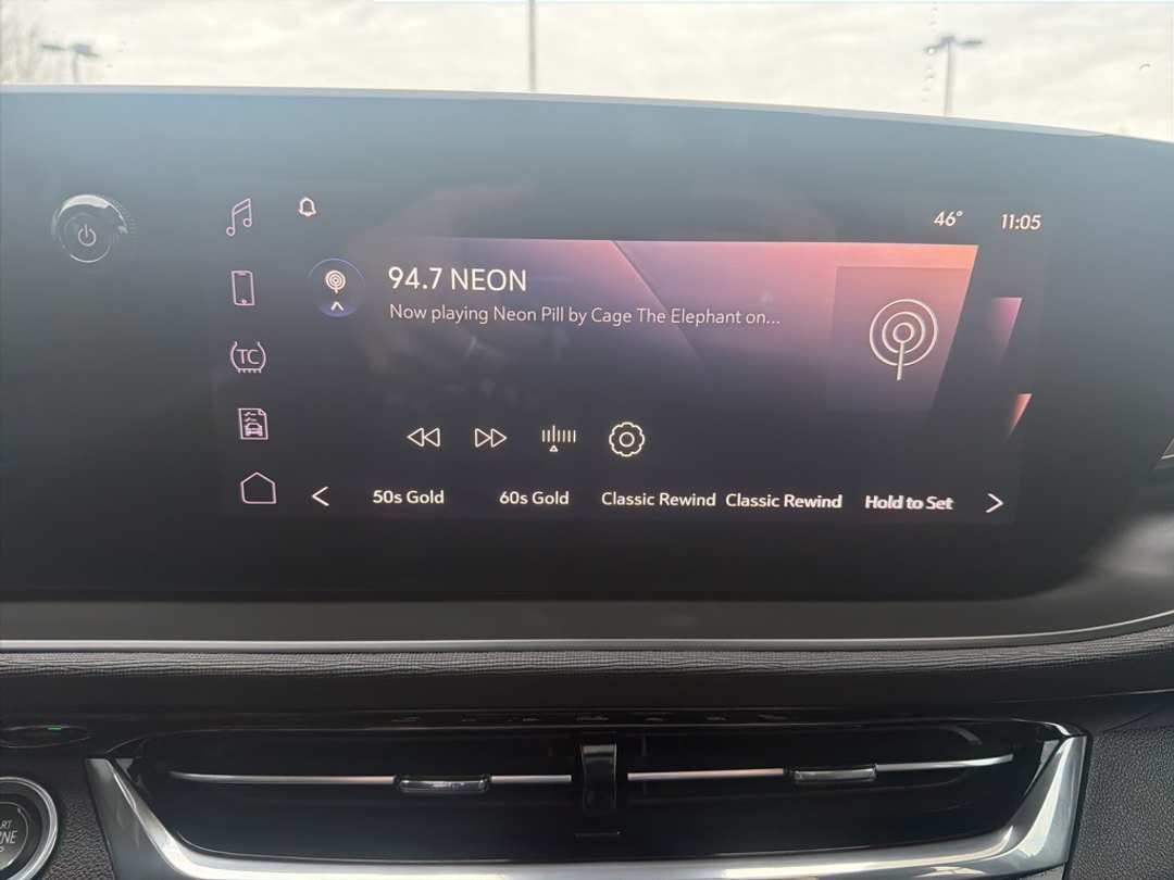 2025 Buick Envista Avenir - Image 39