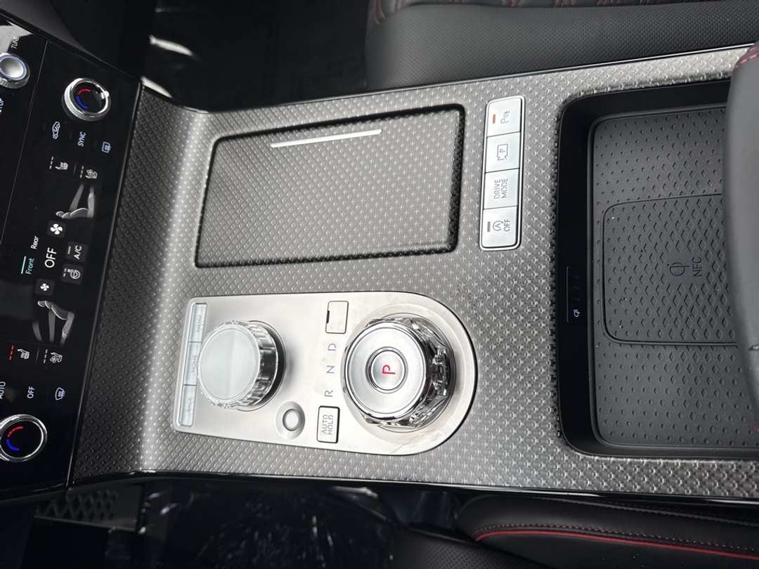 2025 Genesis G80 3.5T - Image 26