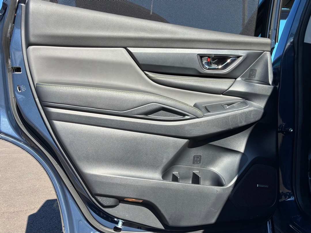 2023 Subaru Ascent Onyx Edition - Image 24