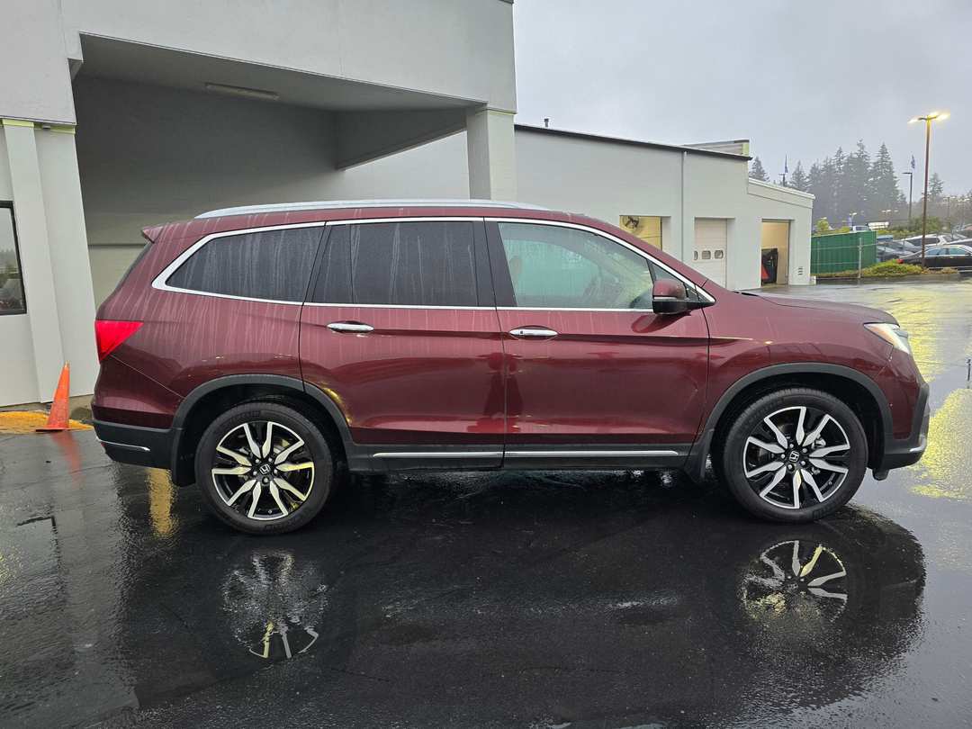 2019 Honda Pilot Elite - Image 3