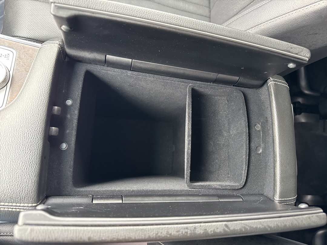 2024 Genesis Gv80 2.5T - Image 32