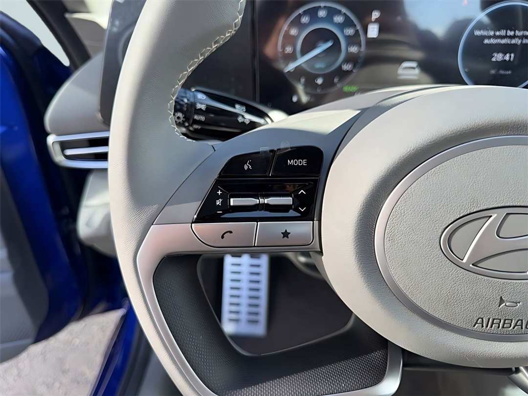 2026 Hyundai Elantra SEL Sport - Image 15