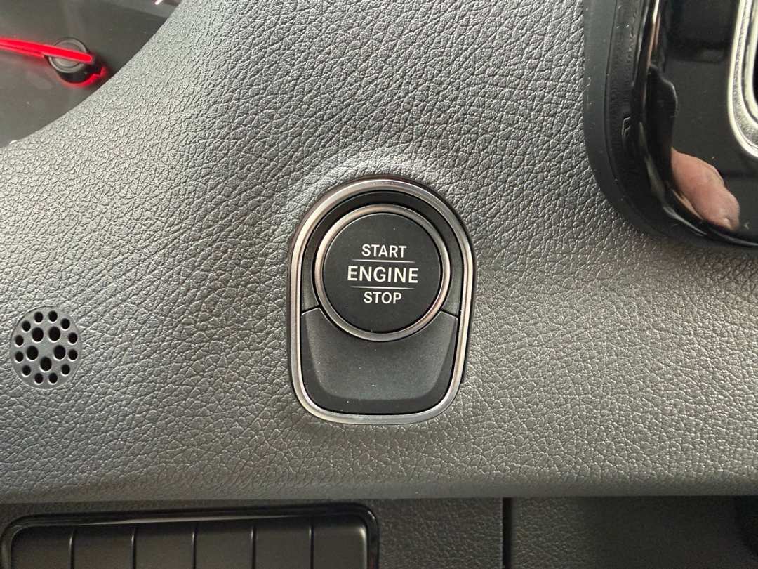 2025 Mercedes-Benz Sprinter 4500 Extended Cargo 170 in. WB - Image 31