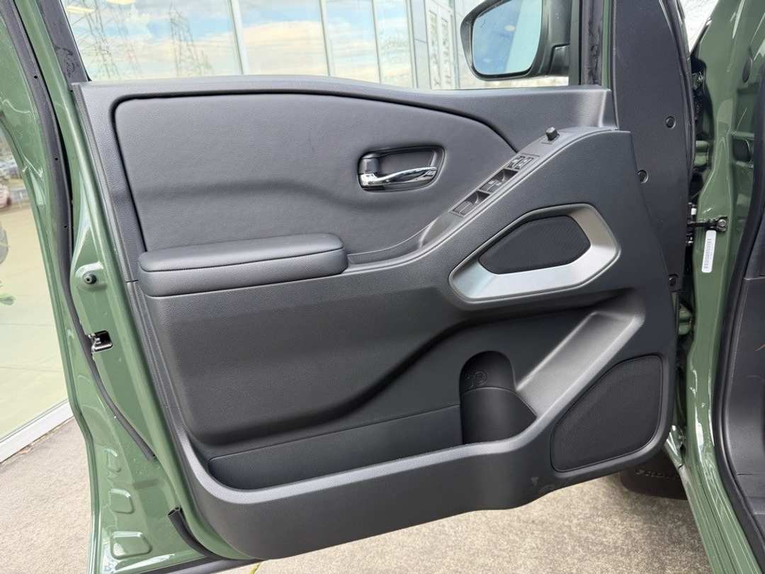 2026 Nissan Frontier SV - Image 16