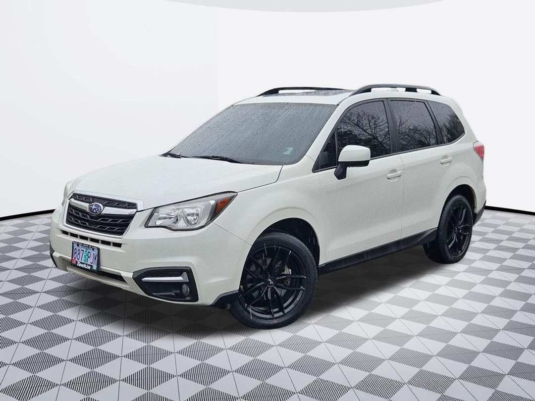 2017 Subaru Forester 2.5i Premium - Image 2