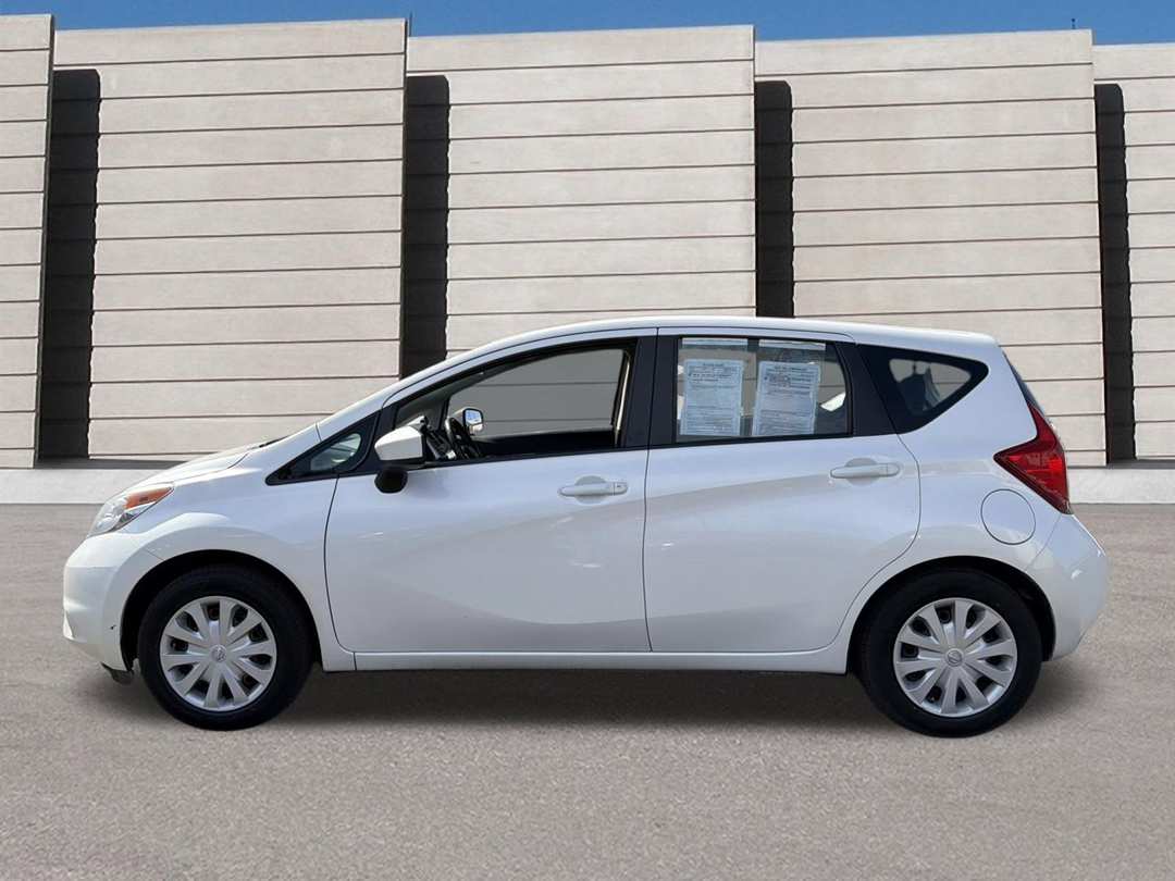 2015 Nissan Versa Note - Image 2