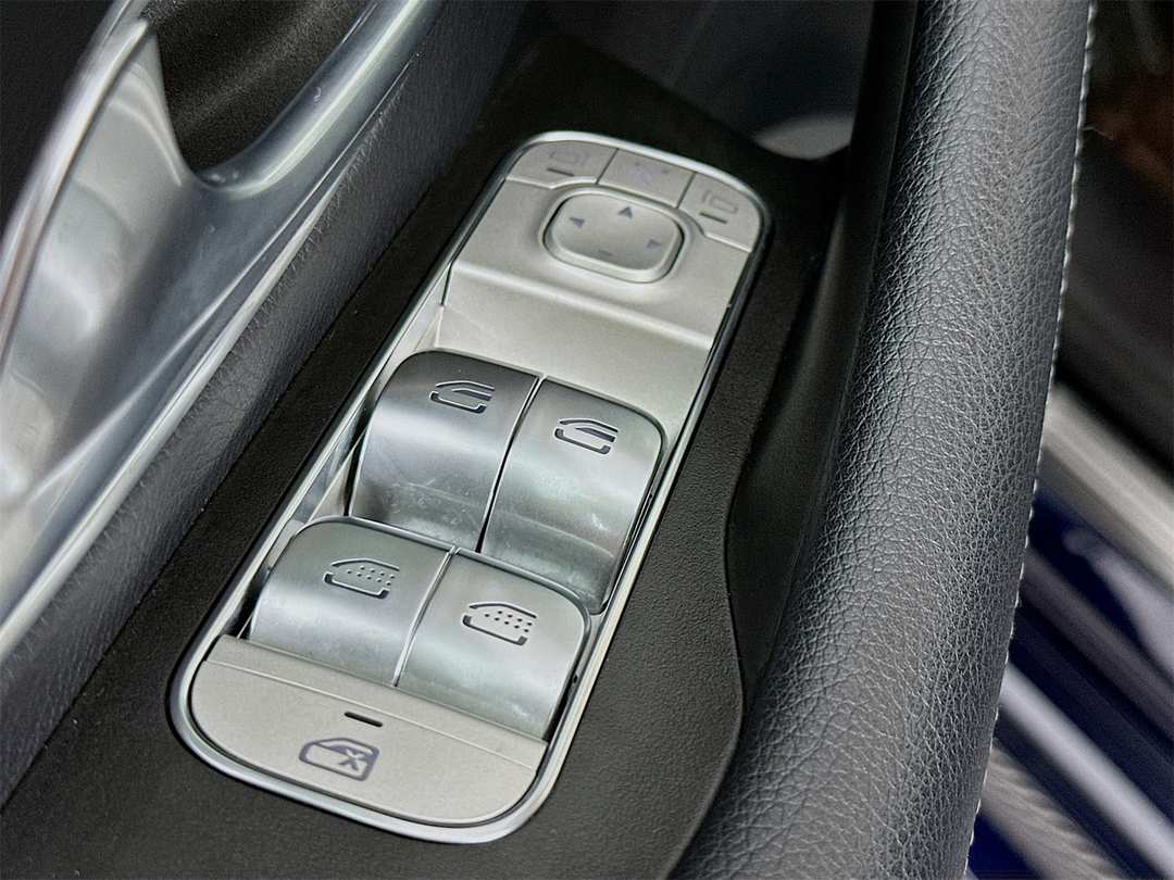 2022 Mercedes-Benz GLS GLS 450 - Image 18