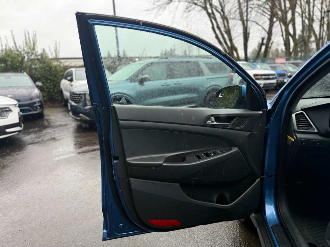 2016 Hyundai Tucson SE - Image 20