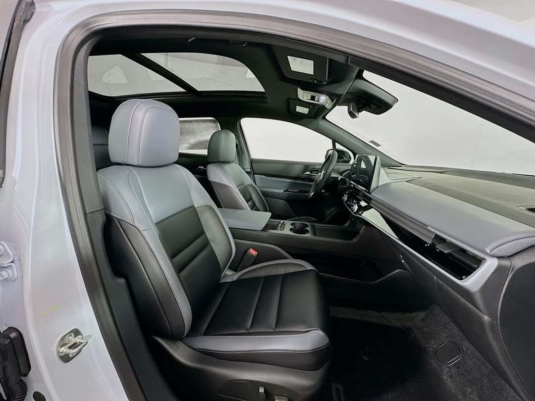 2026 Honda Prologue Touring - Image 30