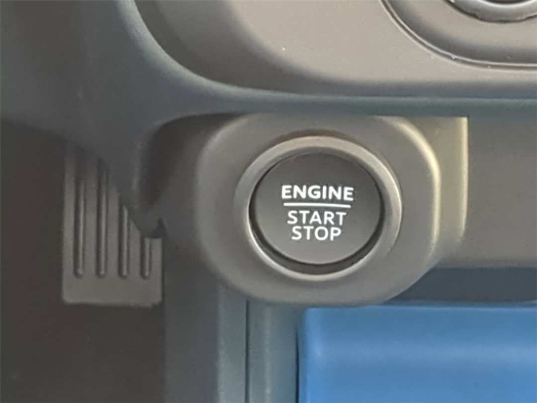 2025 Ford Maverick XLT - Image 16