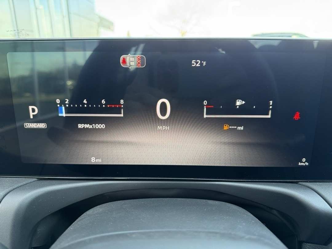 2026 Nissan Sentra SR - Image 19