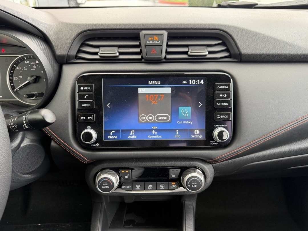 2025 Nissan Versa 1.6 SR - Image 19