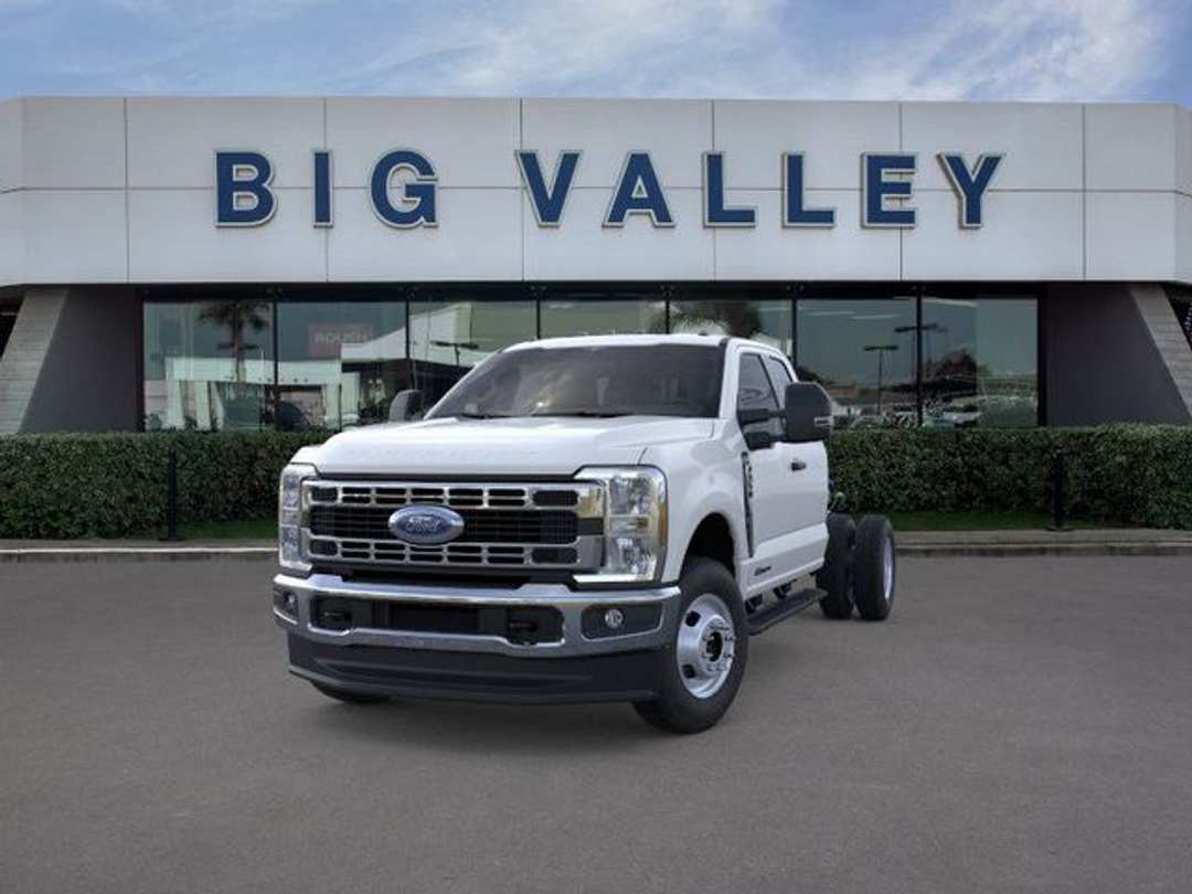 2026 Ford F-350Sd XL - Image 2