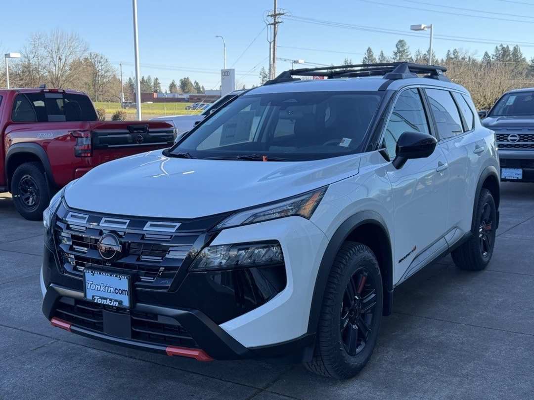 2026 Nissan Rogue Rock Creek - Image 4