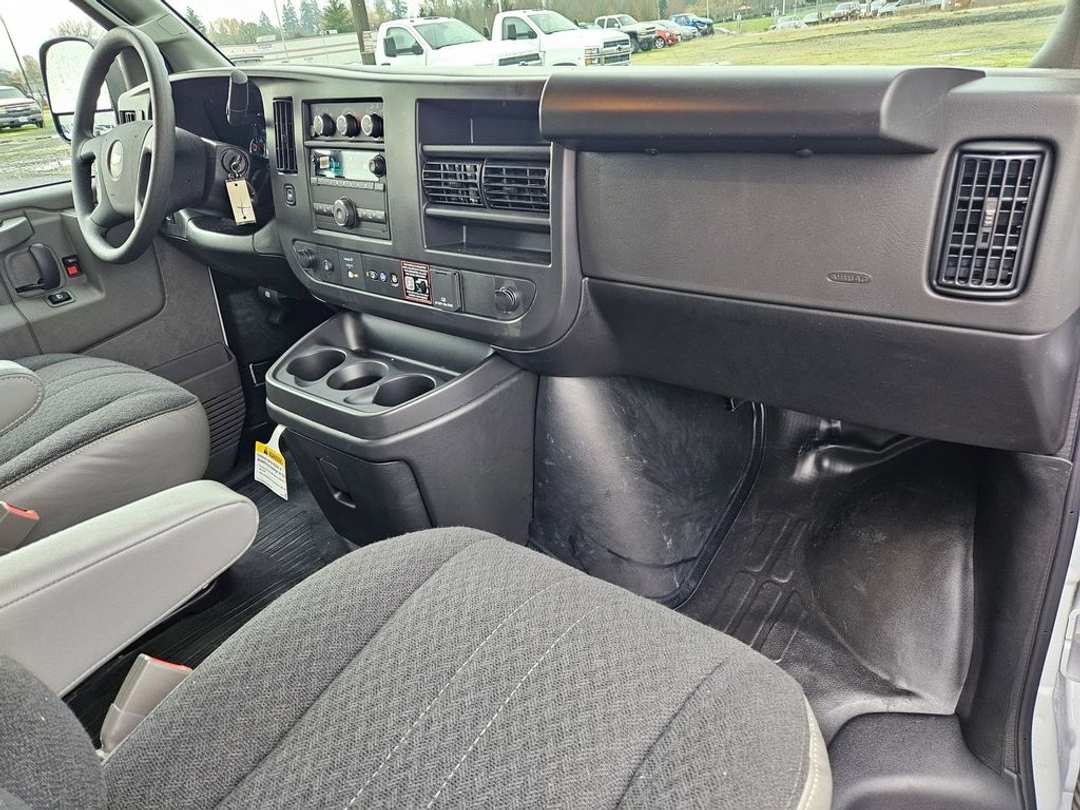 2025 Chevrolet Express 2500 Work - Image 37