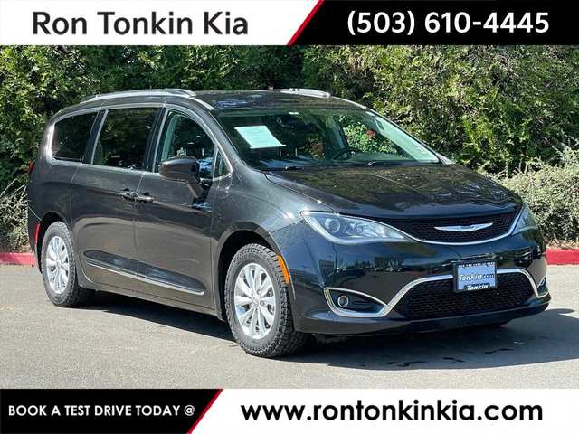 2019 Chrysler Pacifica Touring L