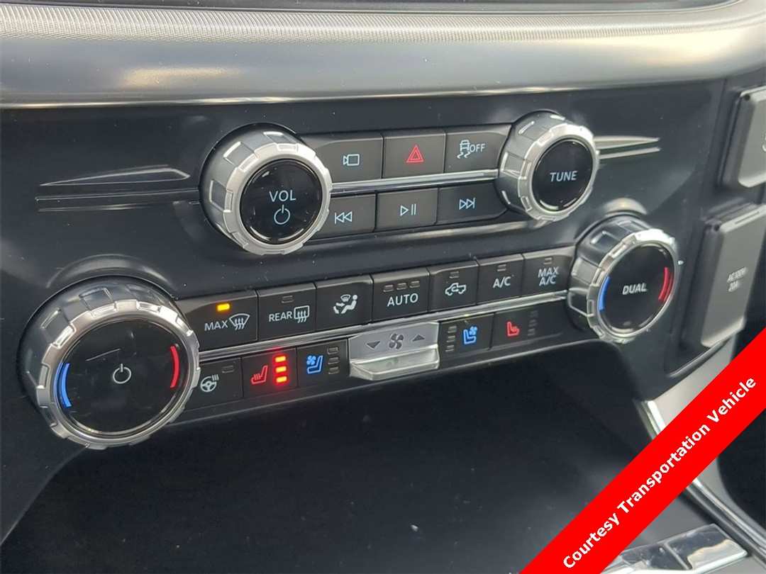 2025 Ford F-150 Lariat - Image 21