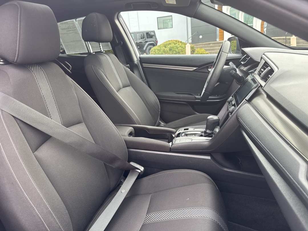 2017 Honda Civic EX - Image 28