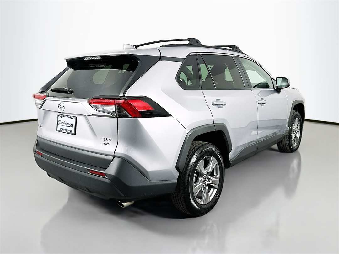 2024 Toyota Rav4 XLE - Image 7