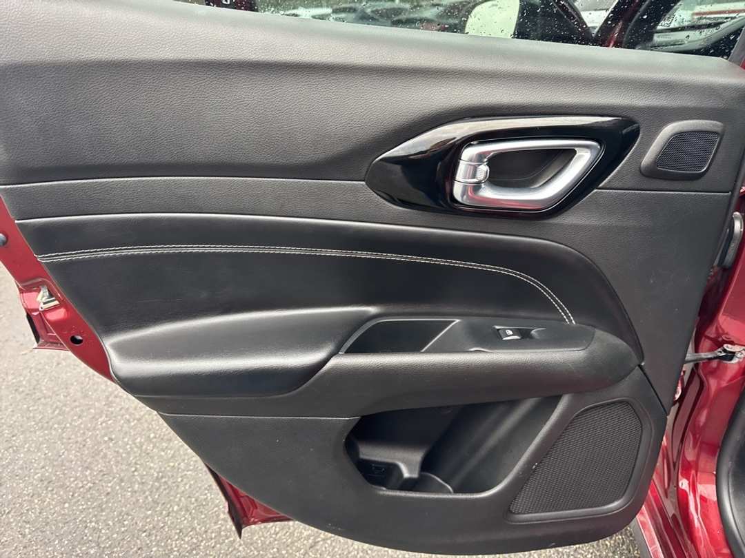 2022 Jeep Compass High Altitude - Image 38