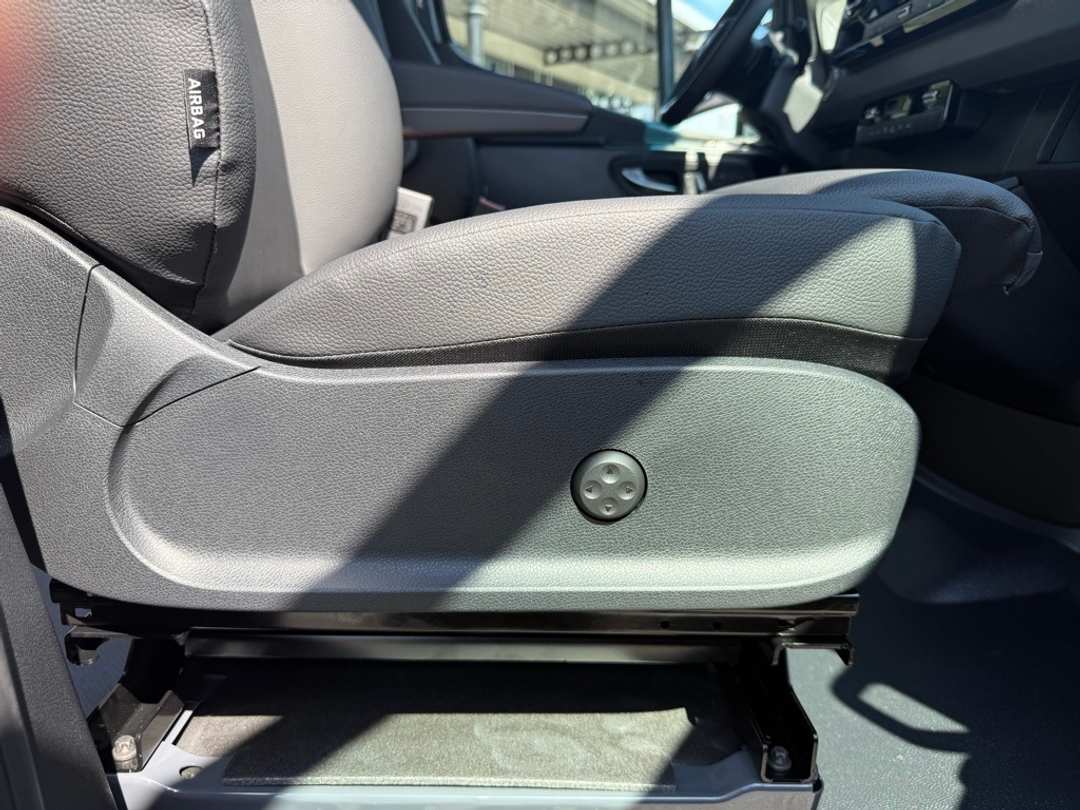 2025 Mercedes-Benz Sprinter 2500 Cargo 144 WB - Image 15