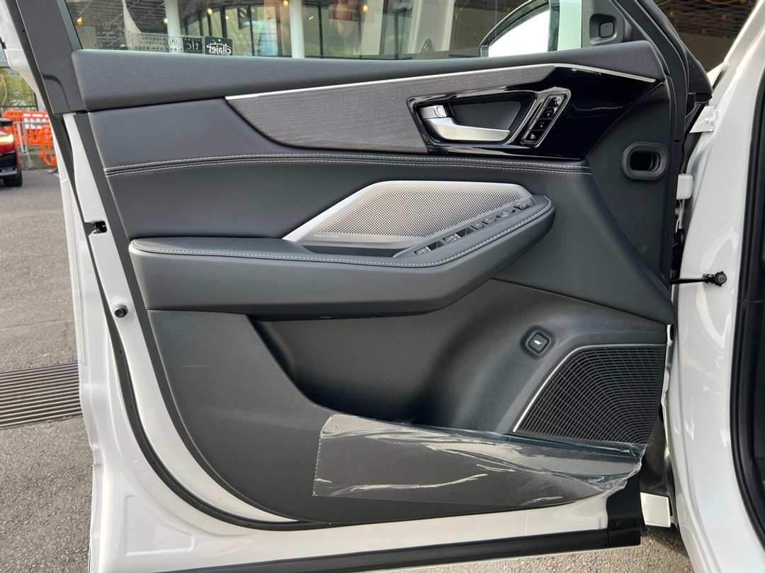 2026 Acura MDX Advance Package - Image 10