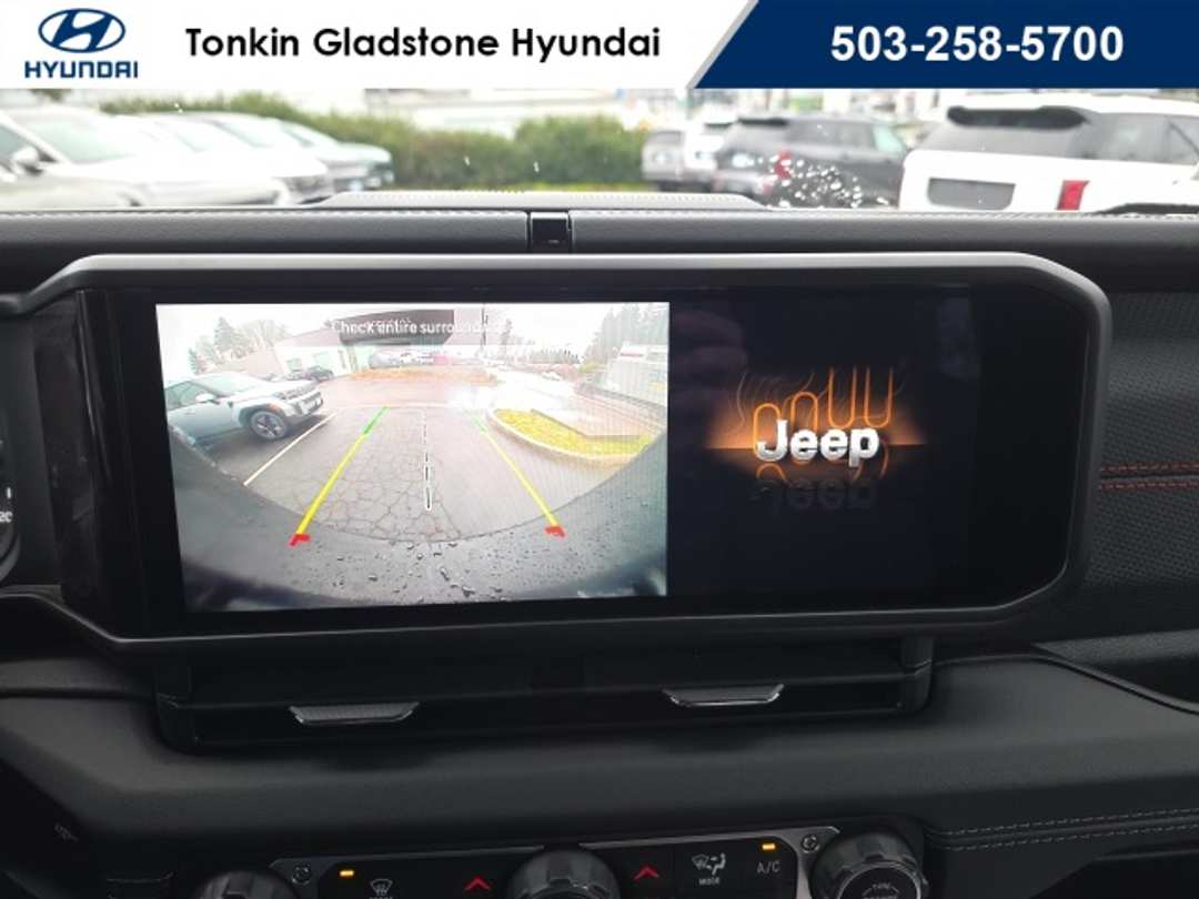 2025 Jeep Wrangler Rubicon - Image 16