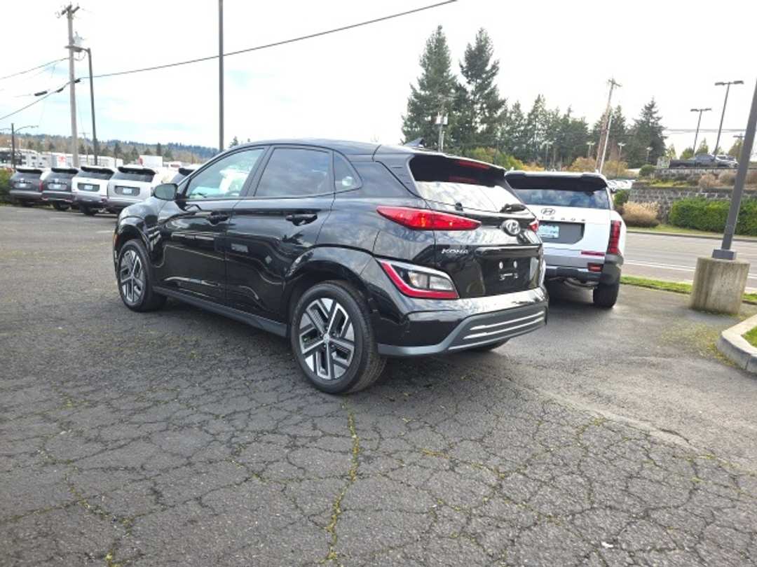 2023 Hyundai Kona SE - Image 7